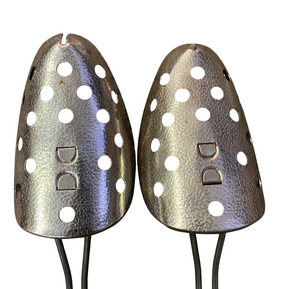 Vintage EKCO Metal Shoe Trees Stretchers Adjustable Small Child Used 40s - Picture 2 of 11